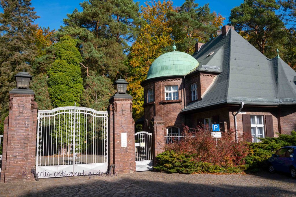 Wilmersdorfer Waldfriedhof Güterfelde - Eingang